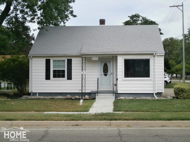 802 W Stewart St, Owosso, MI 48867 - photo 1