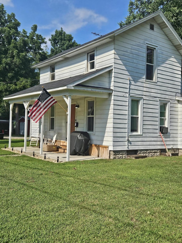 703 E Bond St, Hastings, MI 49058 - photo 1