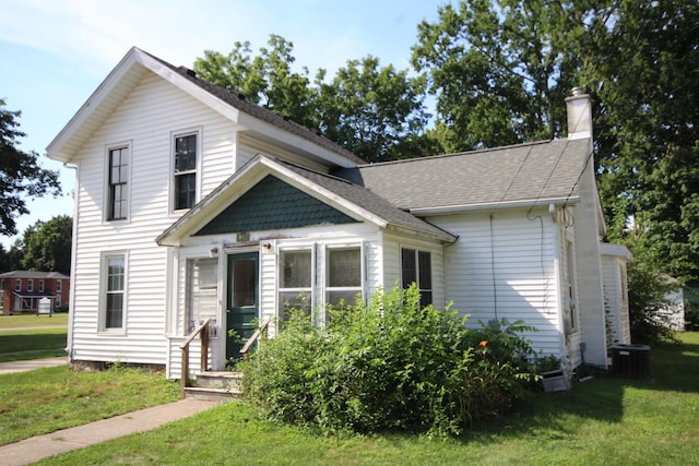 307 E State St, Vicksburg, MI 49097 - photo 2