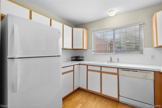 22157 W Village Dr, Dearborn, MI 48124 - photo 19
