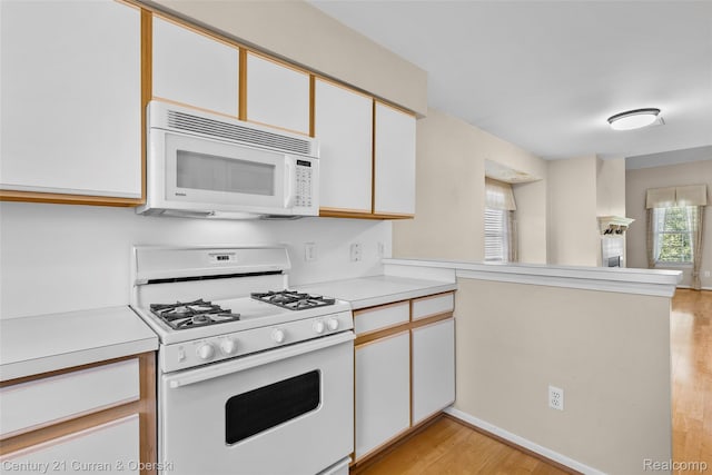 22157 W Village Dr, Dearborn, MI 48124 - photo 21