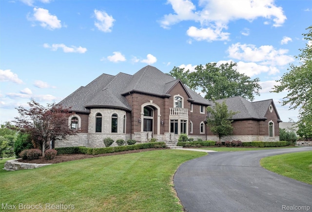 1456 Lochridge Rd, Bloomfield Hills, MI 48302 - photo 2