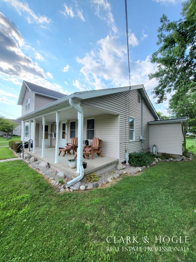 134 E Lincoln St, Pewamo, MI 48873 - photo 2