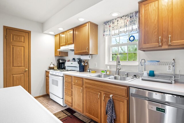 7088 Open Meadow Ln, Traverse City, MI 49685 - photo 14