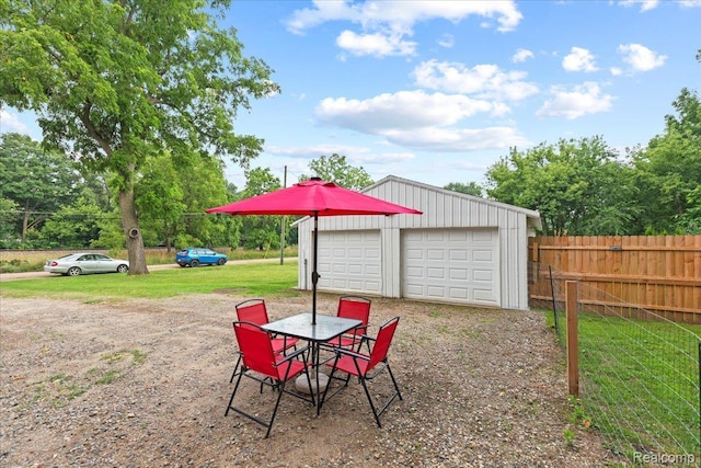 607 W Henry St, Charlotte, MI 48813 - photo 29