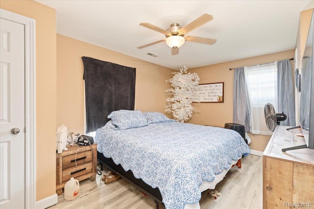 607 W Henry St, Charlotte, MI 48813 - photo 25