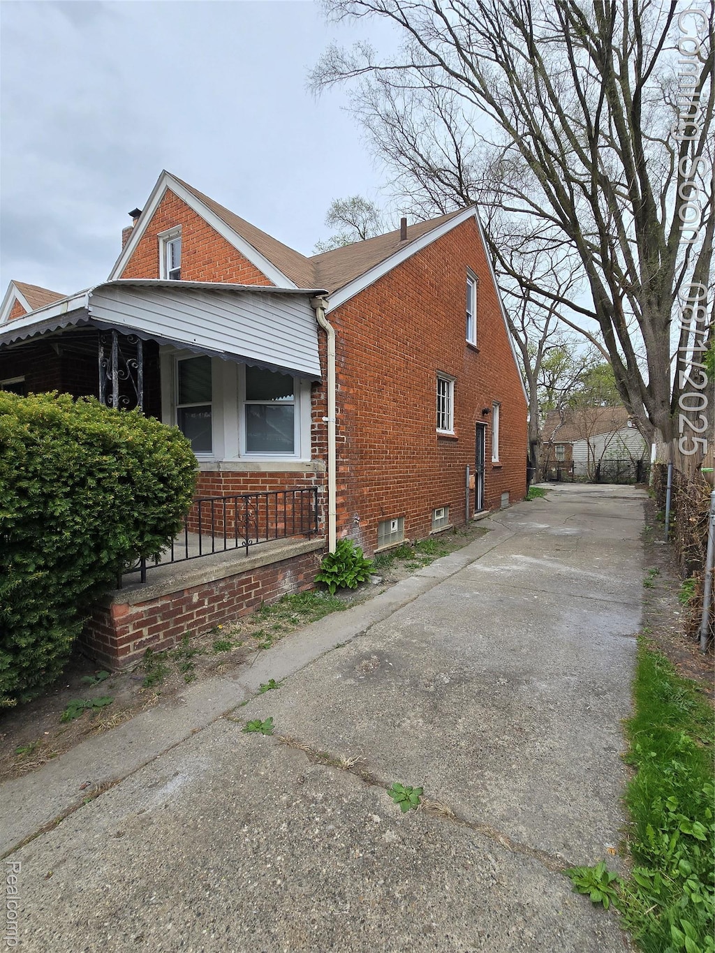 19948 Mitchell St, Detroit, MI 48234 - photo 2
