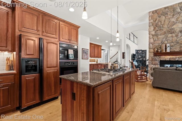 16048 Pine Bluff Ct, Fenton, MI 48430 - photo 5