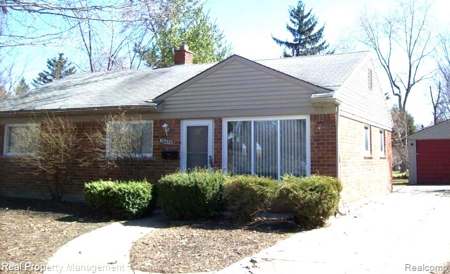 28426 Sutherland St, Southfield, MI 48076 - photo 1