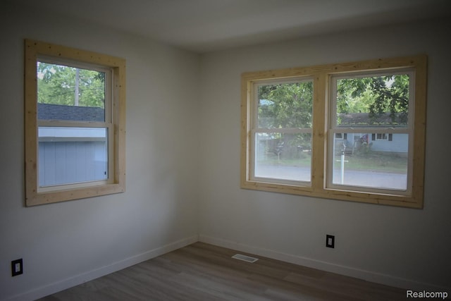 1904 Carvel Ct, Lansing, MI 48910 - photo 15