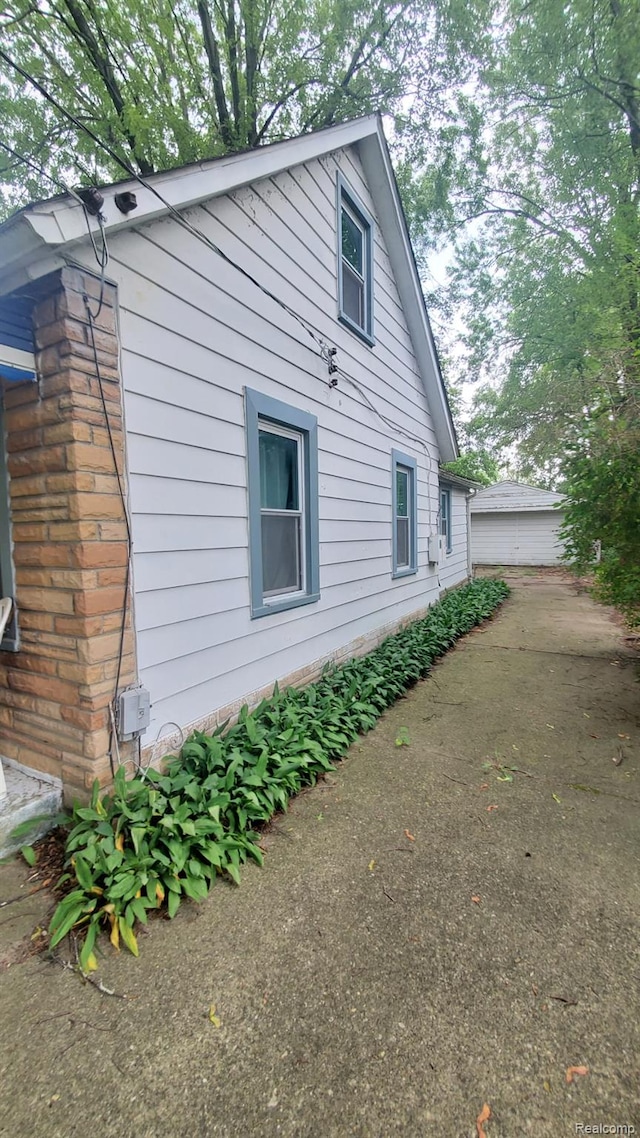 3448 Dallas Ave, Warren, MI 48091 - photo 2