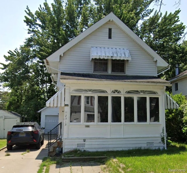 2313 Joliet St, Flint, MI 48504 - photo 1