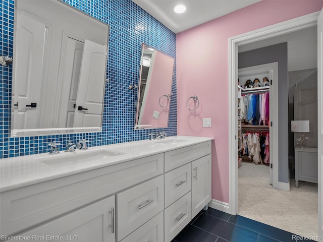 2525 Bretby Dr, Troy, MI 48098 - photo 62