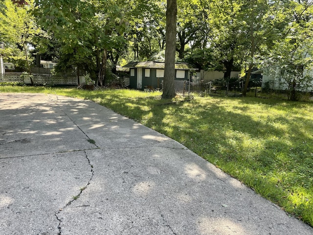371 E Columbia Ave, Muskegon Heights, MI 49444 - photo 4