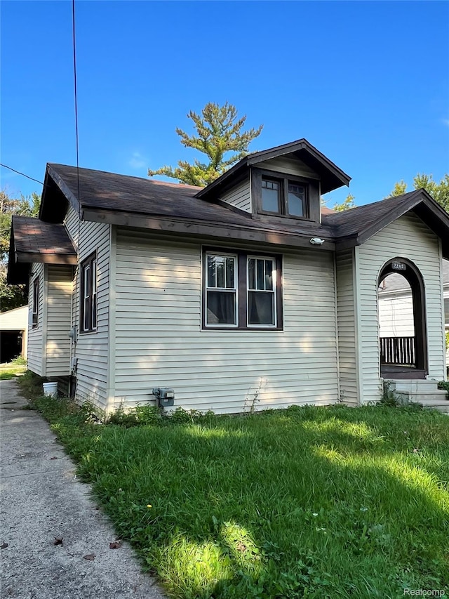 2243 Avon St, Saginaw, MI 48602 - photo 1