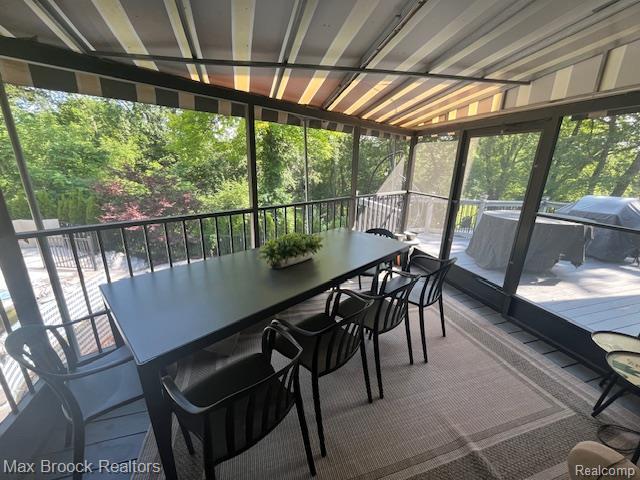 284 Woodwind Dr, Bloomfield Hills, MI 48304 - photo 47
