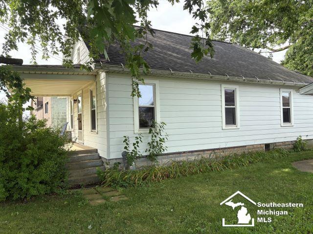 5782 Lewis Ave, Ida, MI 48140 - photo 1