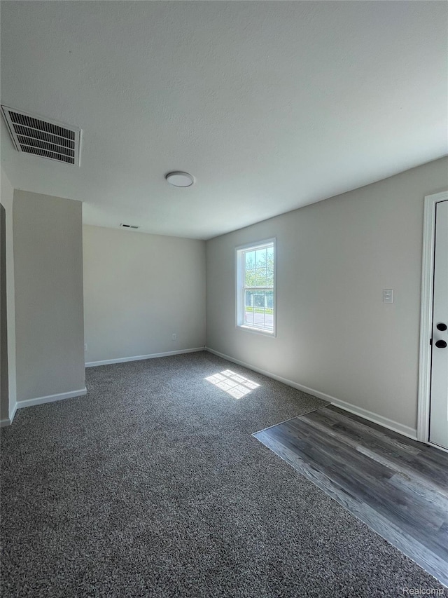 5685 Venice Rd, Newport, MI 48166 - photo 11