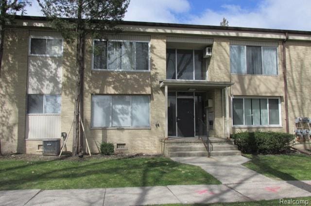 25555 Lahser Rd Unit A-15, Southfield, MI 48033 - photo 1
