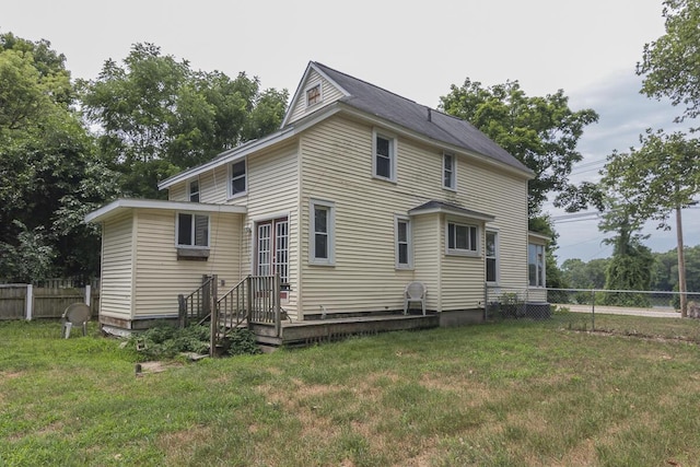 642 N Kalamazoo St, Paw Paw, MI 49079 - photo 2