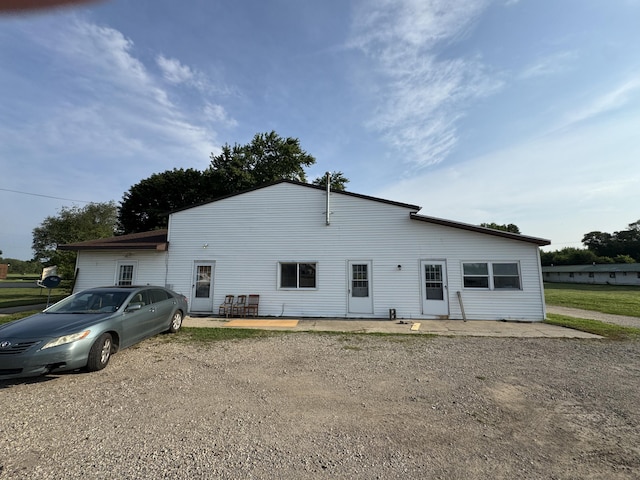 820 W Chicgao Rd, White Pigeon, MI 49099 - photo 1