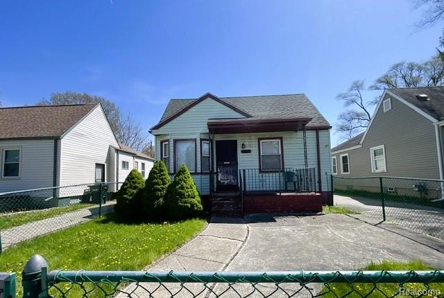 11380 Plainview Ave, Detroit, MI 48228 - photo 2