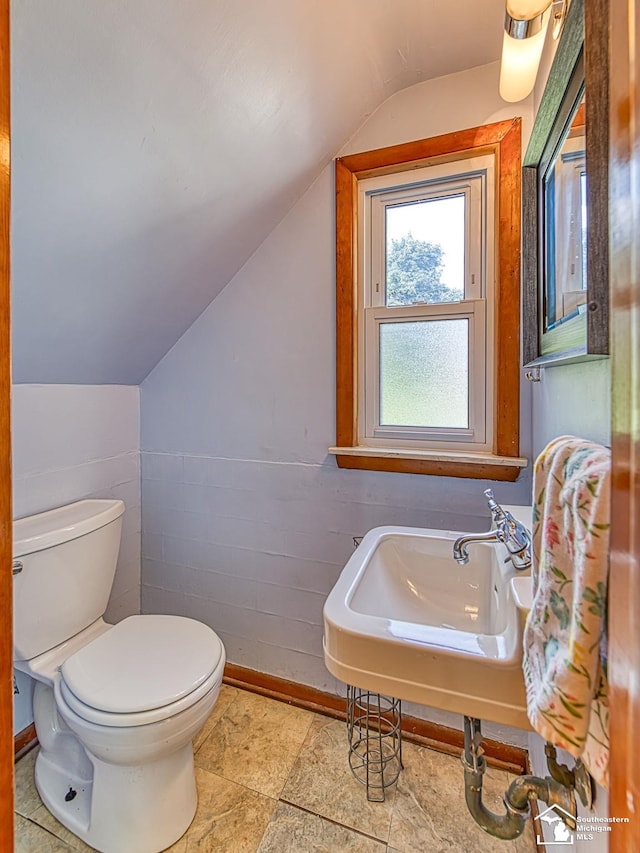 415 E Noble Ave, Monroe, MI 48162 - photo 7