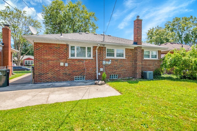 28919 Ursuline St, Saint Clair Shores, MI 48081 - photo 21