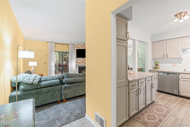 11839 Sycamore Dr Unit 36, Plymouth, MI 48170 - photo 4
