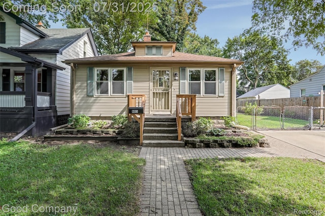 603 E Maxlow Ave, Hazel Park, MI 48030 - photo 2