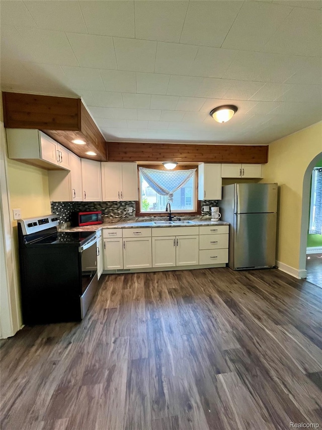 23 S Frank St, Pigeon, MI 48755 - photo 2