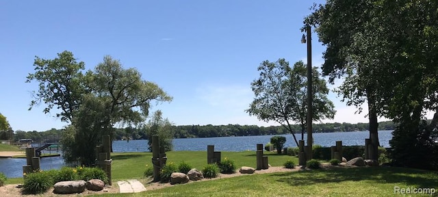3144 Beaumont Dr, Highland, MI 48356 - photo 14