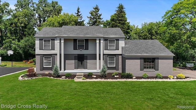 655 S Spinningwheel Ln, Bloomfield Hills, MI 48304 - photo 1