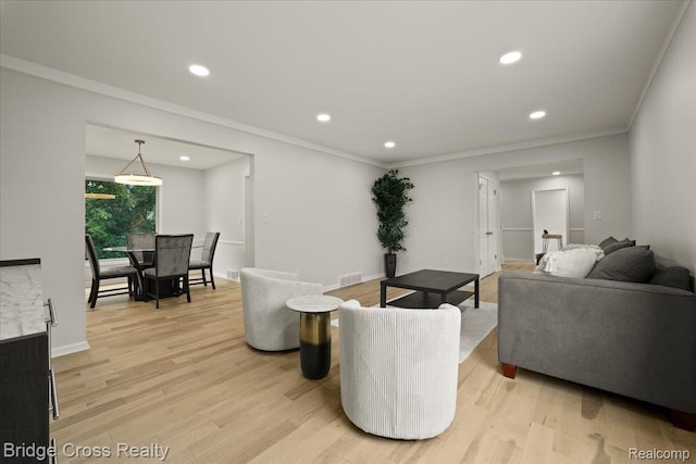 655 S Spinningwheel Ln, Bloomfield Hills, MI 48304 - photo 9