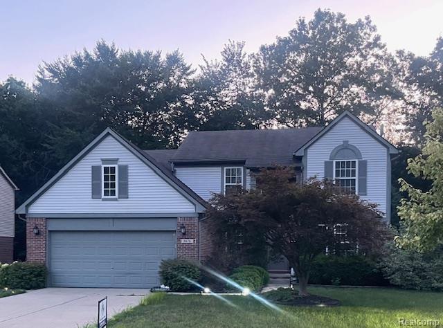 8676 W Walden Dr, Belleville, MI 48111 - photo 1