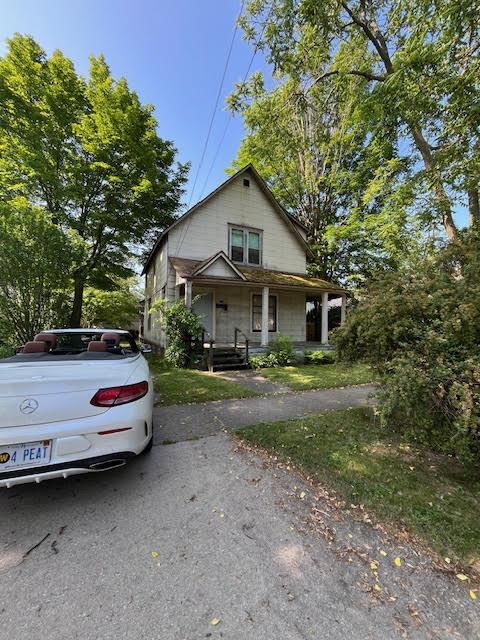 110 Clinton St, South Haven, MI 49090 - photo 2