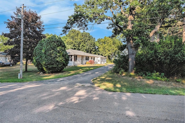 5005 Ridge Rd, Stevensville, MI 49127 - photo 2