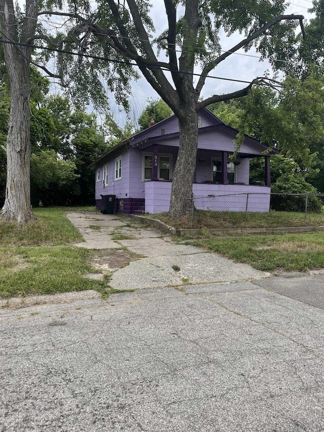 313 Edwin St, Flint, MI 48505 - photo 1