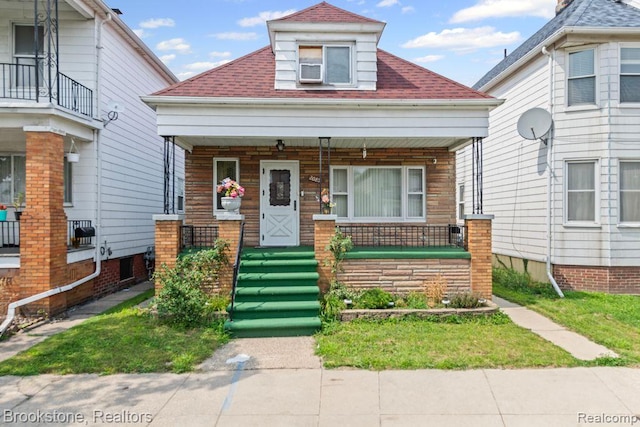 2089 Trowbridge St, Hamtramck, MI 48212 - photo 1