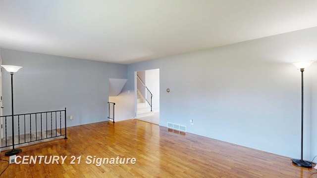 4206 Woodland Ct, Flushing, MI 48433 - photo 5
