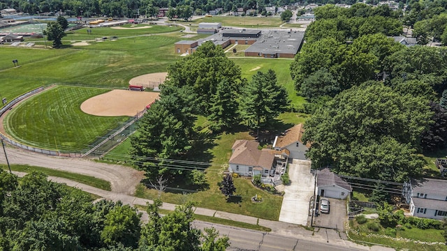 126 S Wilson St, Vicksburg, MI 49097 - photo 32