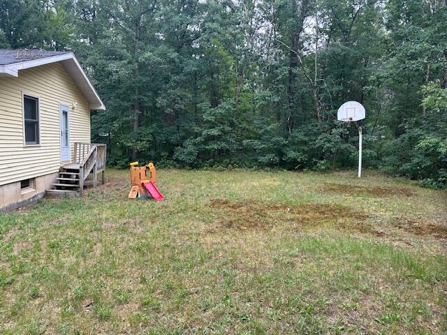 1421 Sheridan St, Baldwin, MI 49304 - photo 2