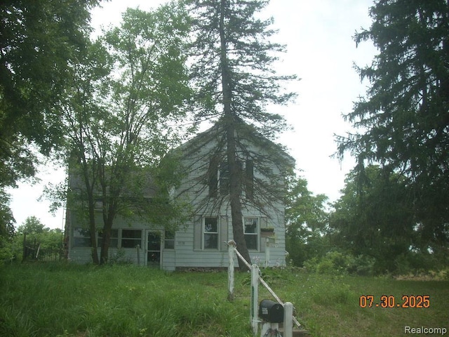 5536 E Newburg Rd, Durand, MI 48429 - photo 1