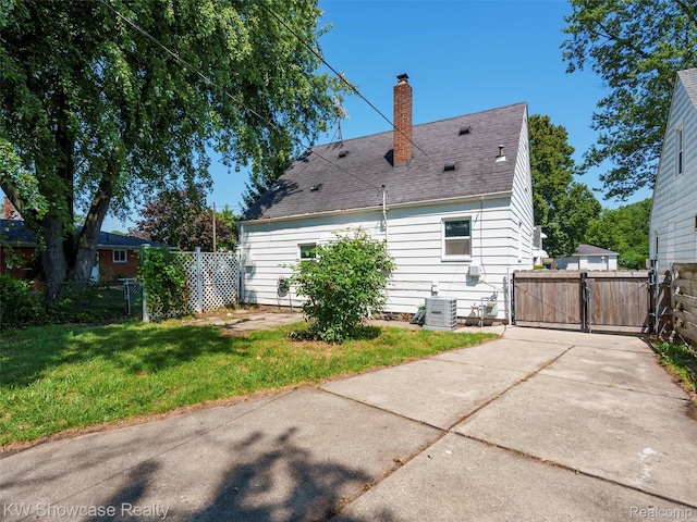 25861 Powers Ave, Dearborn Heights, MI 48125 - photo 16