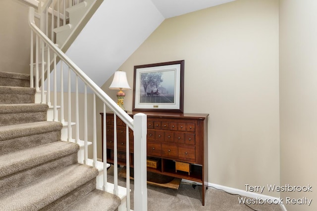 6051 N Gatehouse Dr SE, Grand Rapids, MI 49546 - photo 35