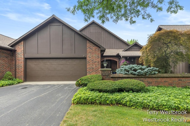 6051 N Gatehouse Dr SE, Grand Rapids, MI 49546 - photo 1
