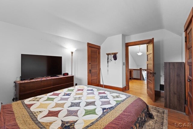 226 E Butler St, Adrian, MI 49221 - photo 32