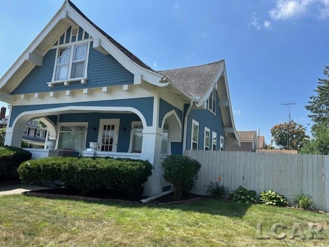 226 E Butler St, Adrian, MI 49221 - photo 8