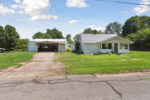 4438 Division St, Mcbride, MI 48852 - photo 6