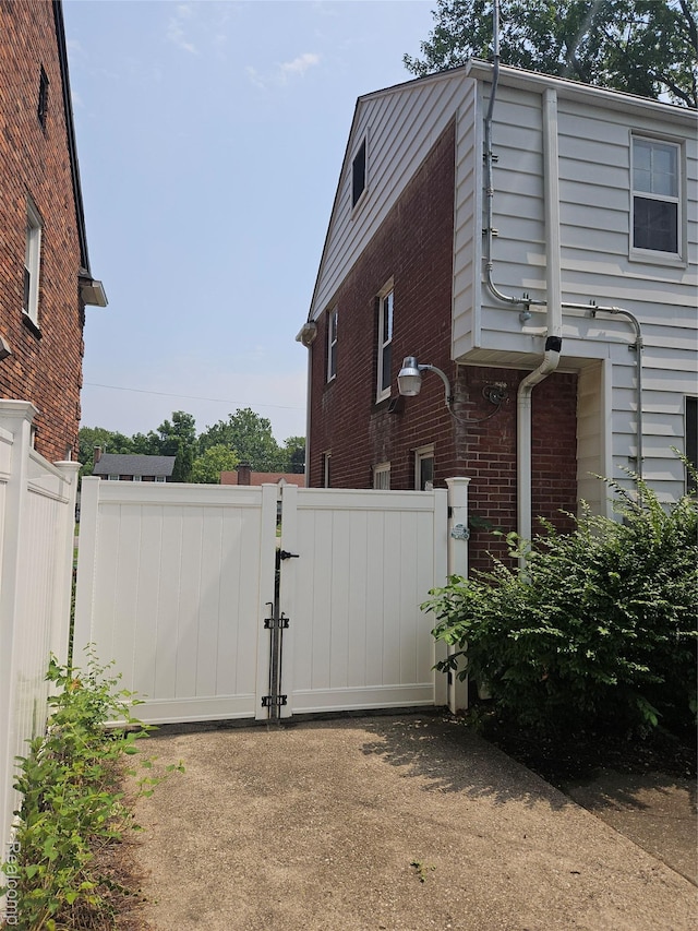 10160 W Outer Dr, Detroit, MI 48223 - photo 8